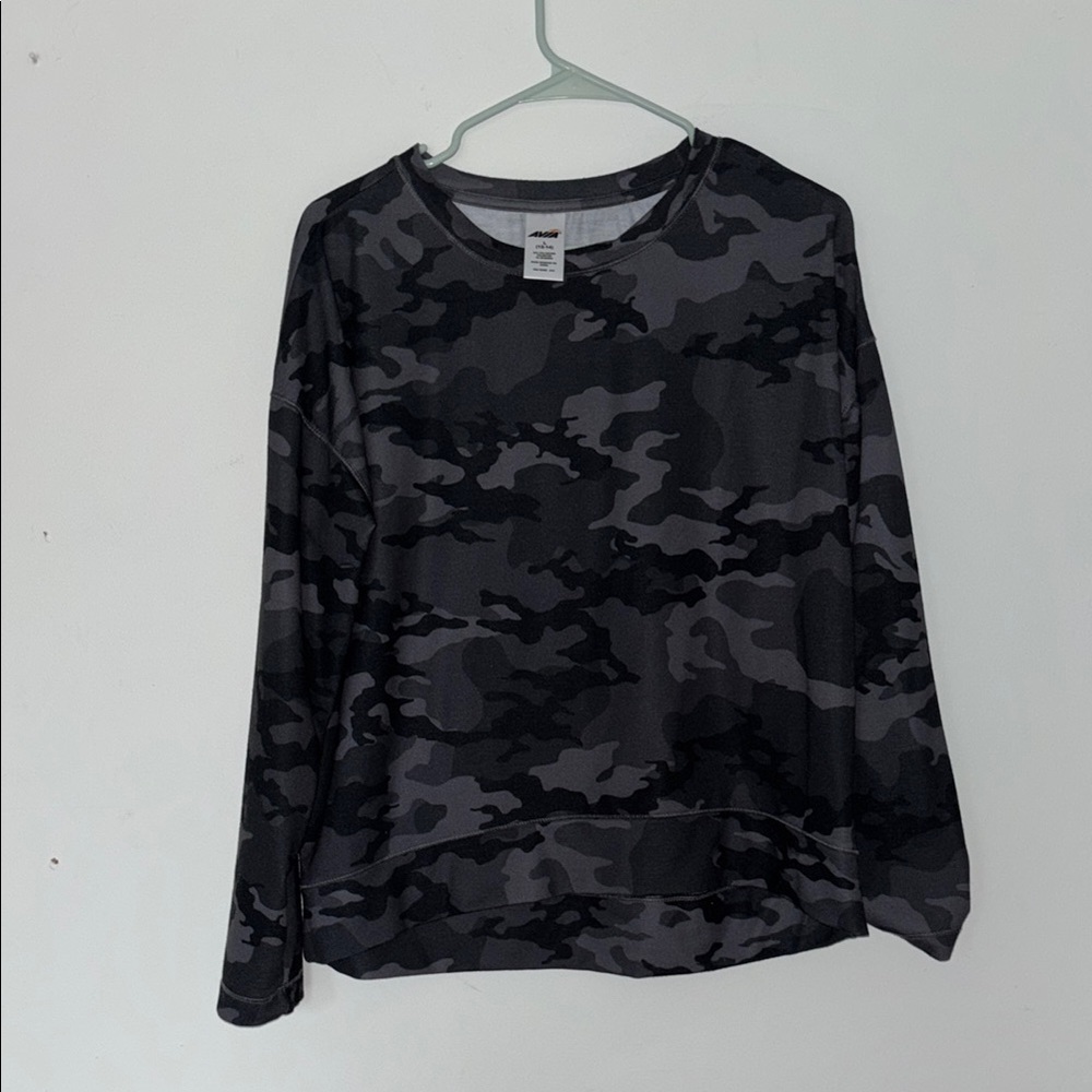 Avia Long Sleeve Camo Black Sweater - Size Large